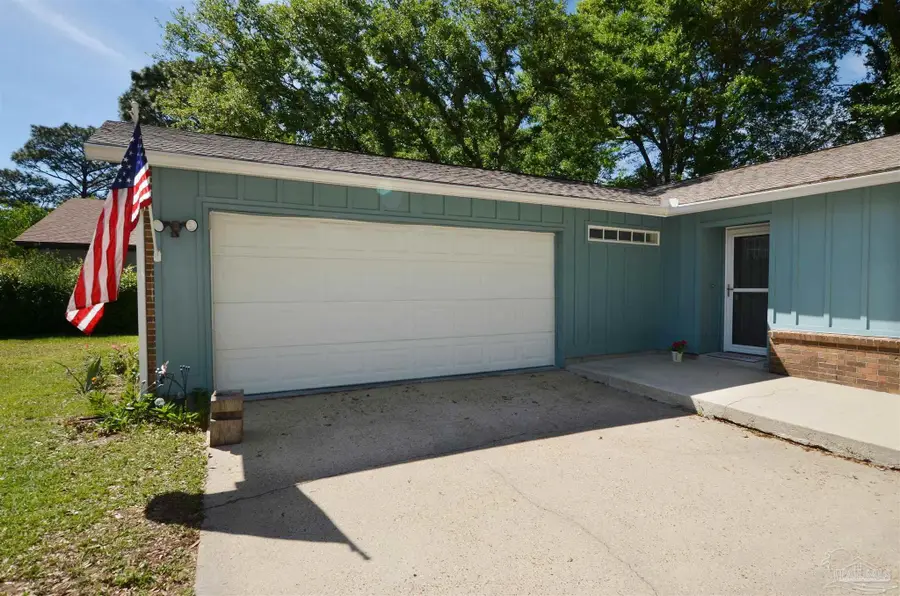 2558 Amberjack Ct, Pensacola, FL 32526 - #3