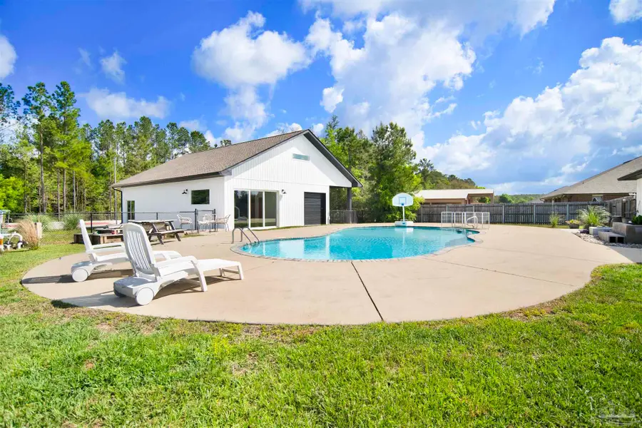 2810 Wallace Lake Rd, Pace, FL 32571 - #2