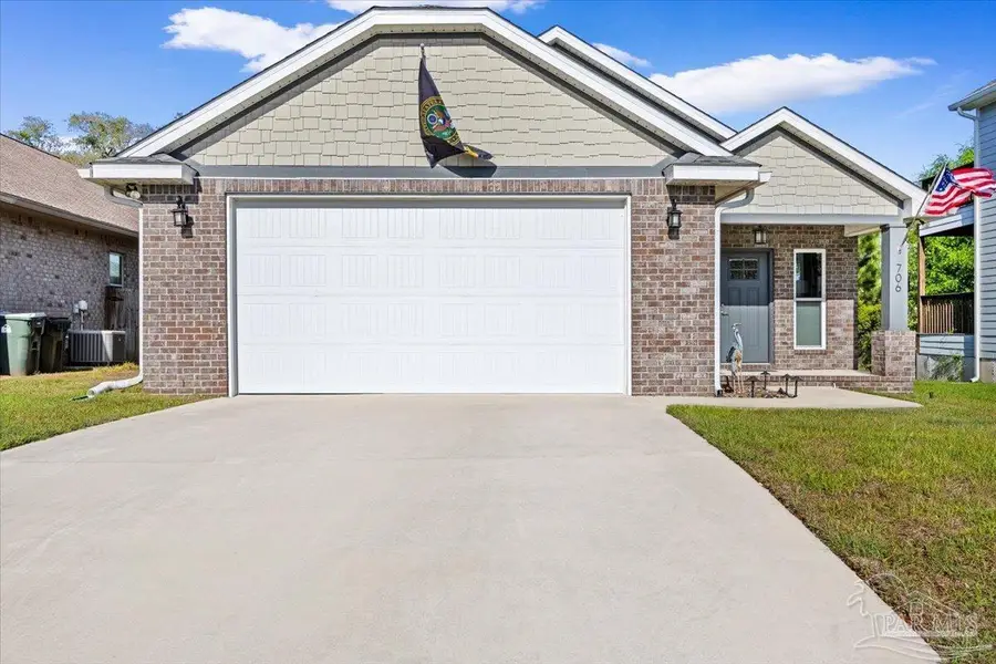 706 Upper Heron Way, Pensacola, FL 32506 - #2