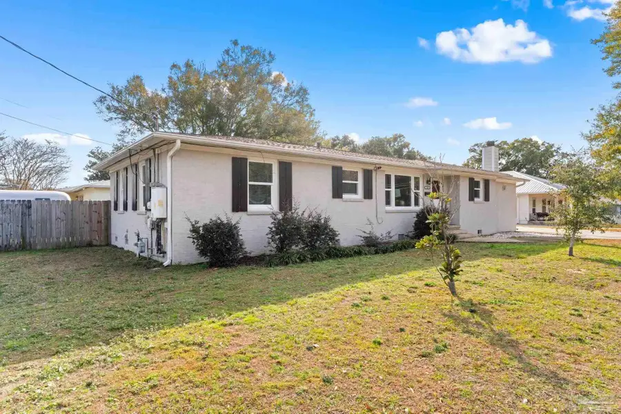 3207 E Mallory St, Pensacola, FL 32503 - #2
