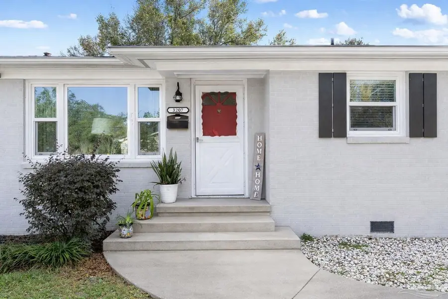 3207 E Mallory St, Pensacola, FL 32503 - #3