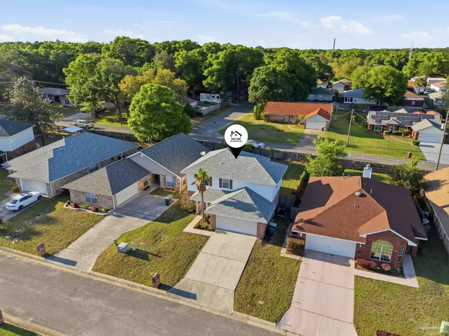 3308 Linger Ct, Pensacola, FL 32526 - #3