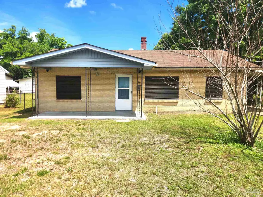 4 Bertram St, Pensacola, FL 32506 - #2