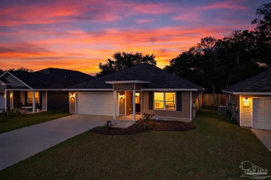 2351 Kirkwood Dr, Cantonment, FL 32533 - #2