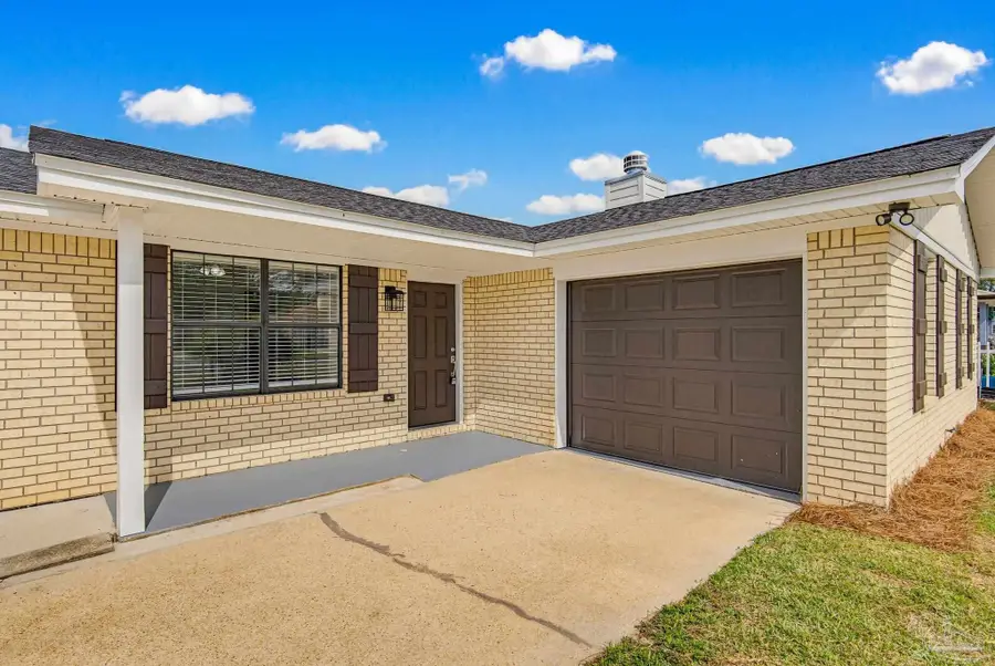 863 Amberway Dr, Pensacola, FL 32506 - #2