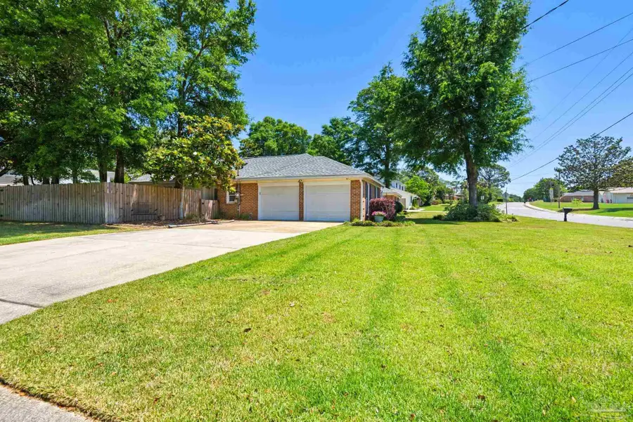 2102 Semur Rd, Pensacola, FL 32503 - #3