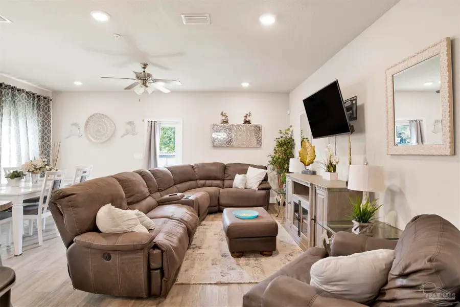 6001 Royal Port Ct, Pensacola, FL 32526 - #2