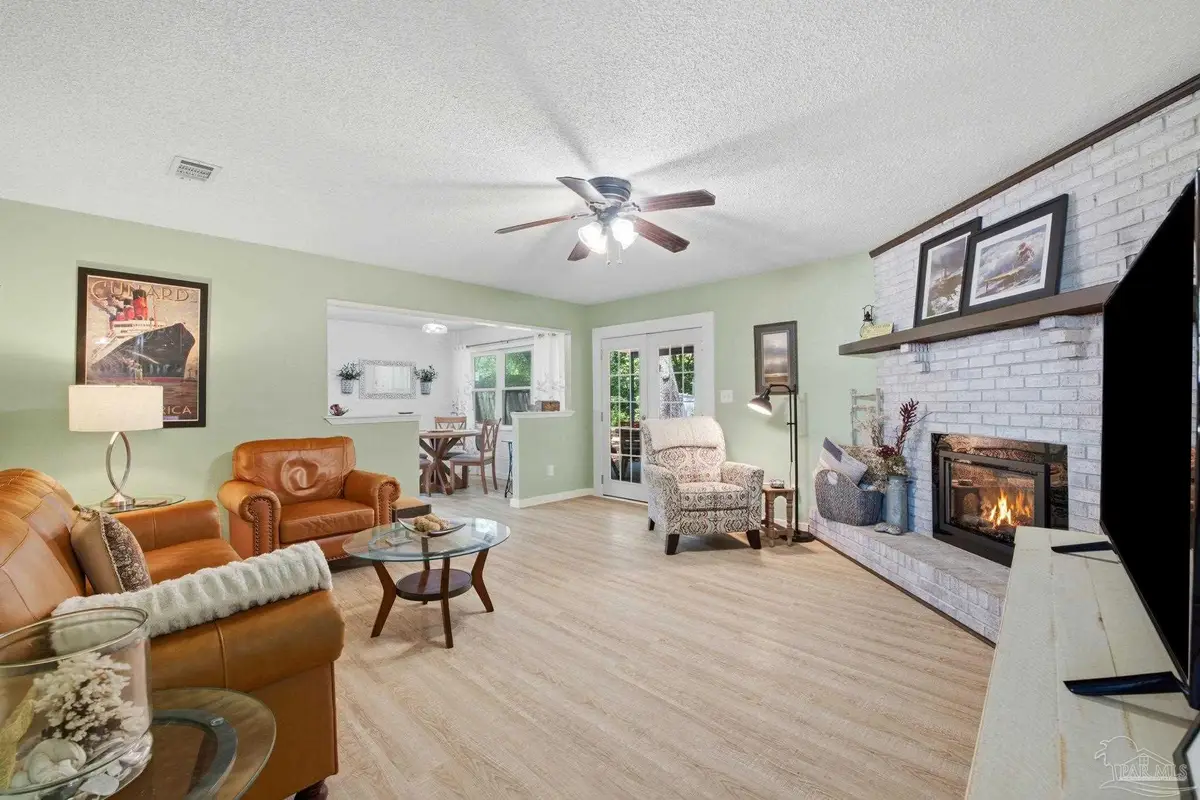 5233 Westwind Cir, Pensacola, FL 32526 - #1