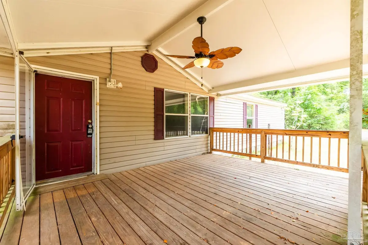 6479 Lynnwood Cir, Milton, FL 32583 - #1