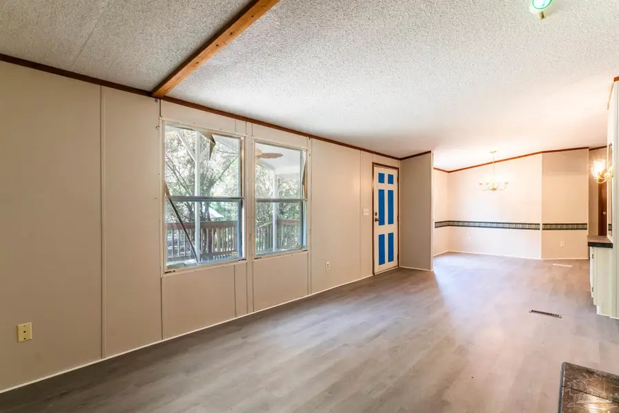 6479 Lynnwood Cir, Milton, FL 32583 - #3