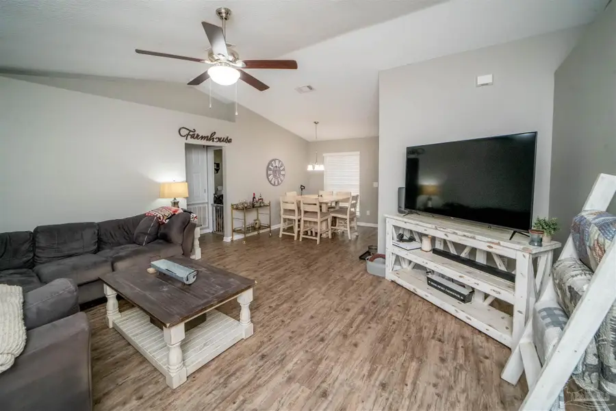 7201 Pro Ln, Milton, FL 32570 - #3