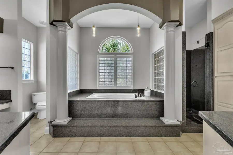 1 Pueblo Dr, Pensacola, FL 32507 - #3