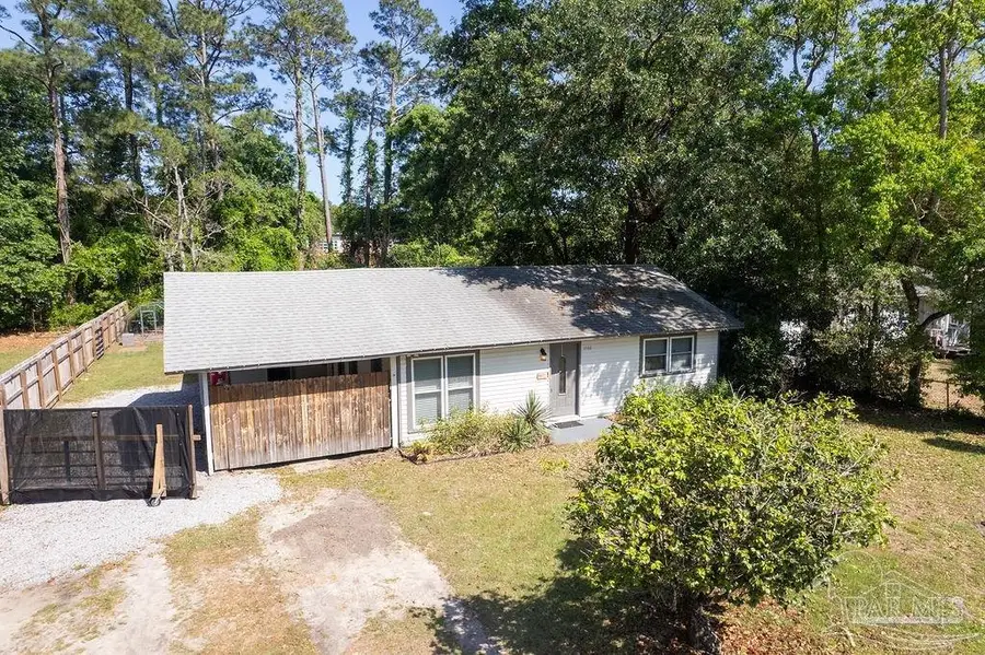 1106 Mills Ave, Pensacola, FL 32507 - #2