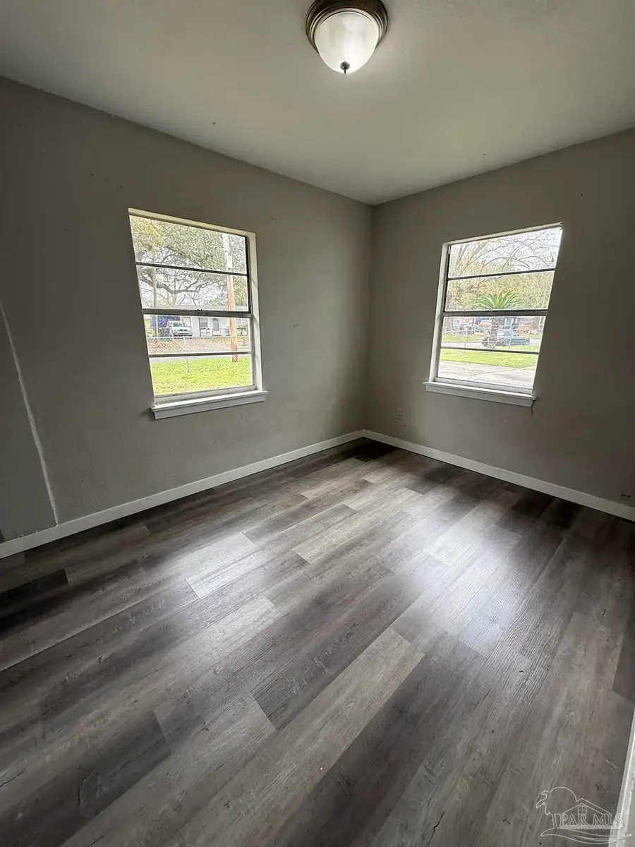 34 Randolph Dr, Pensacola, FL 32506 - #2