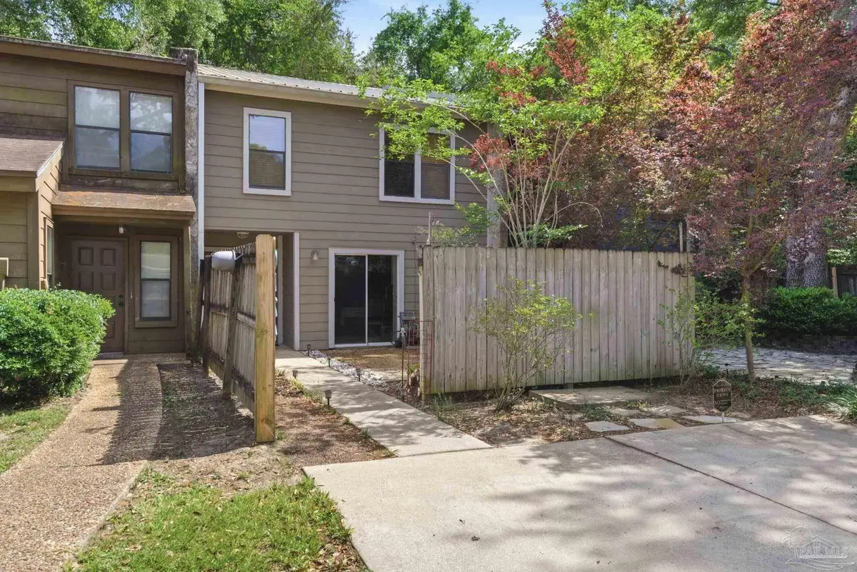 6124 The Oaks Ln, Pensacola, FL 32504 - #1