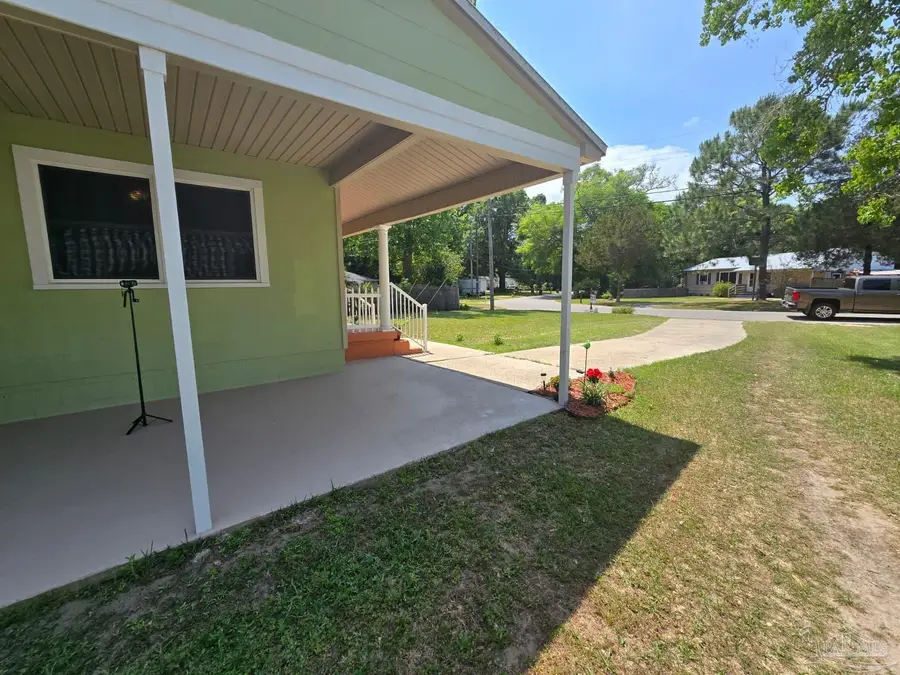 6710 Malvern St, Pensacola, FL 32506 - #2