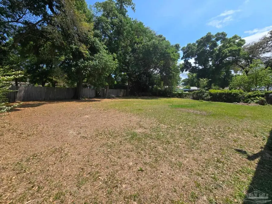 6710 Malvern St, Pensacola, FL 32506 - #3