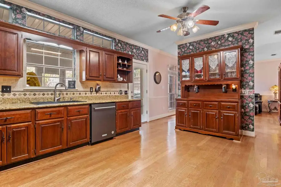 2100 St Andrews Dr, Cantonment, FL 32533 - #3