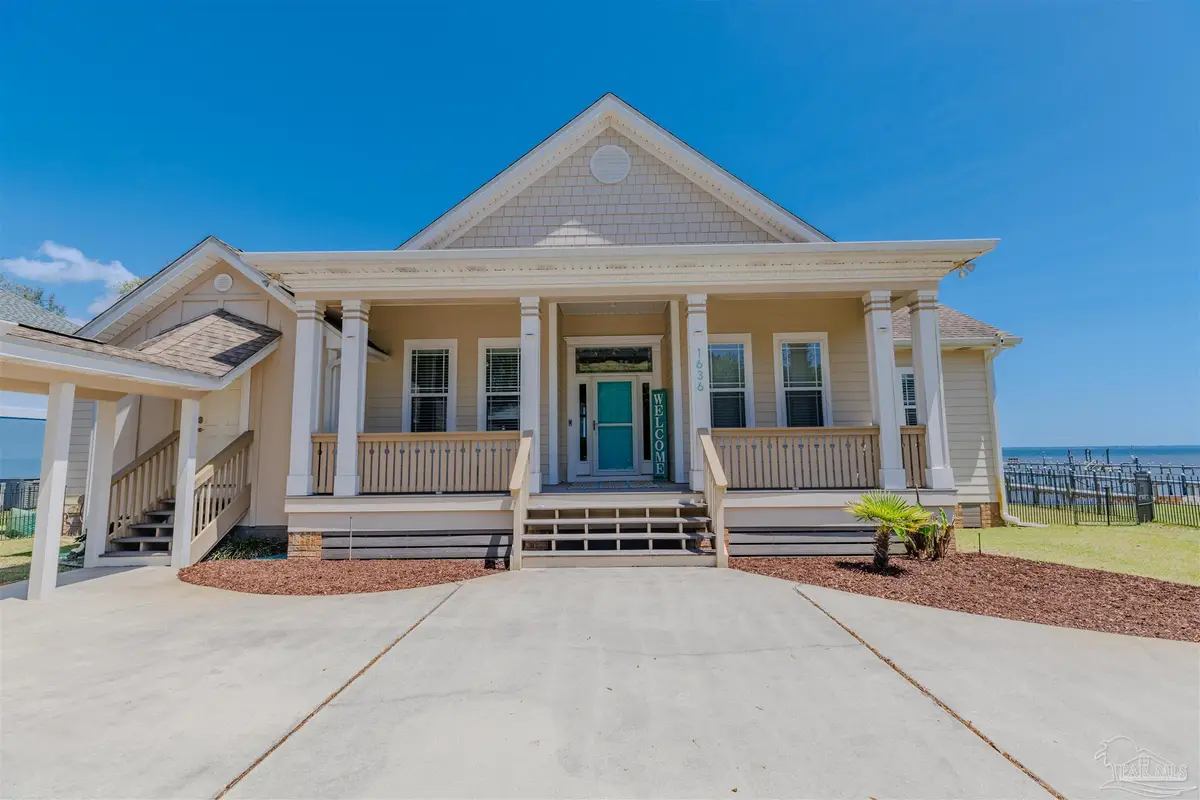 1636 Moonraker Dr, Milton, FL 32583 - #1