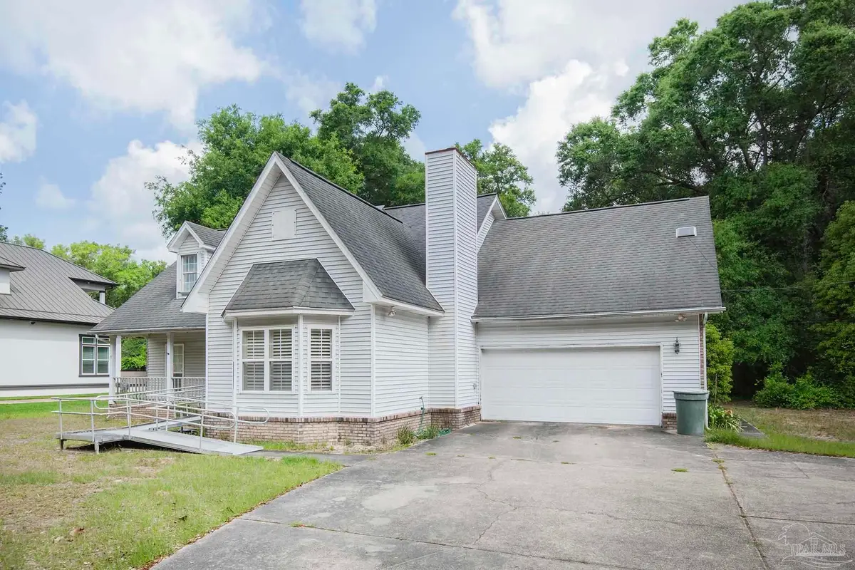 5008 Muldoon Cir, Pensacola, FL 32526 - #1