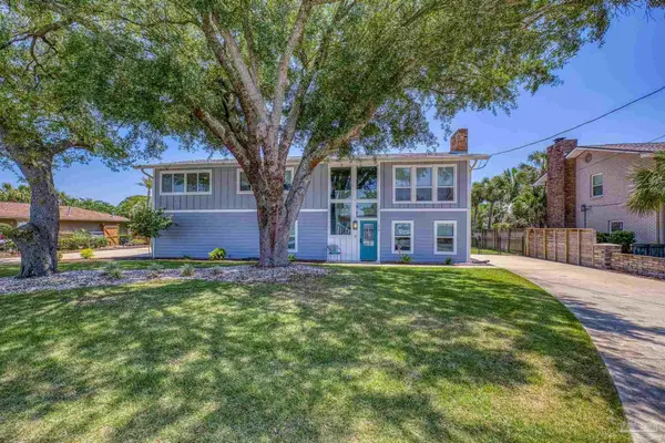 970 Aquamarine Dr, Gulf Breeze, FL 32563