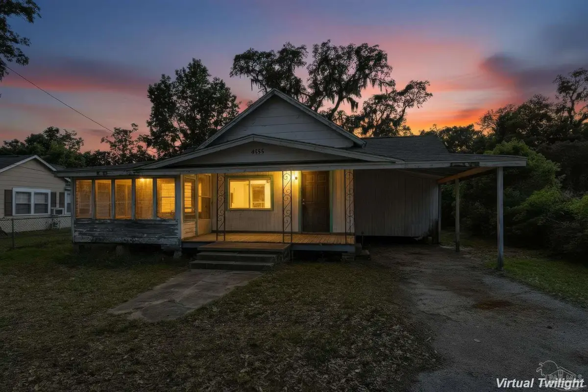 4555 Church St, Milton, FL 32583 - #1