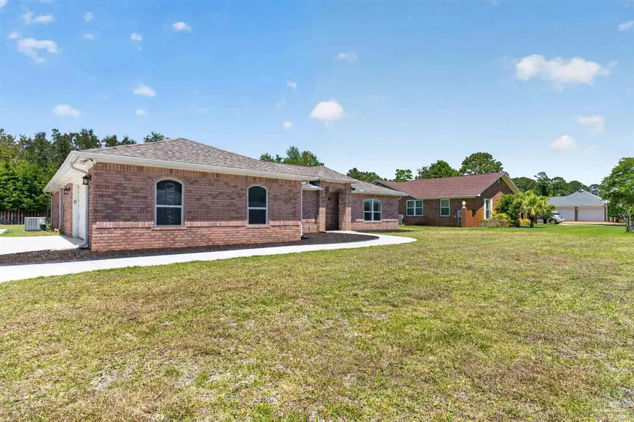 5196 Choctaw Ave, Pensacola, FL 32507 - #3