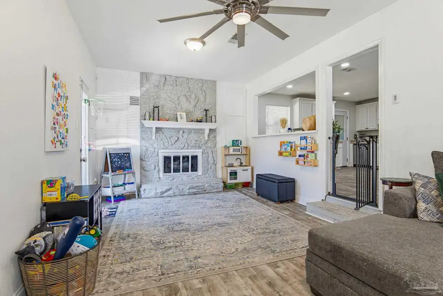 11102 Calvin St, Pensacola, FL 32534 - #3