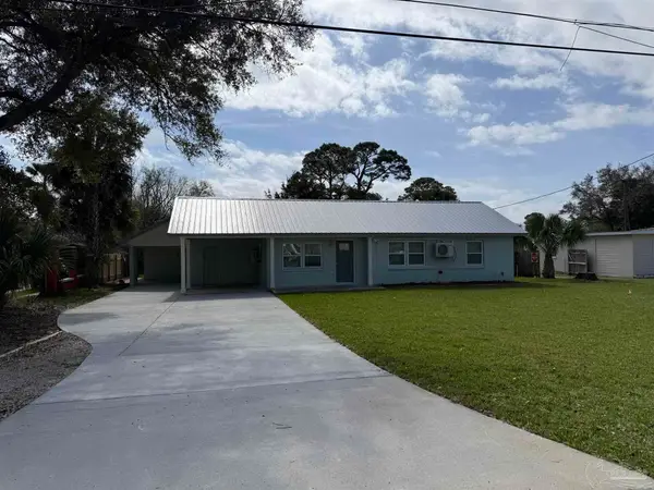 605 Edgewater Dr, Pensacola, FL 32507