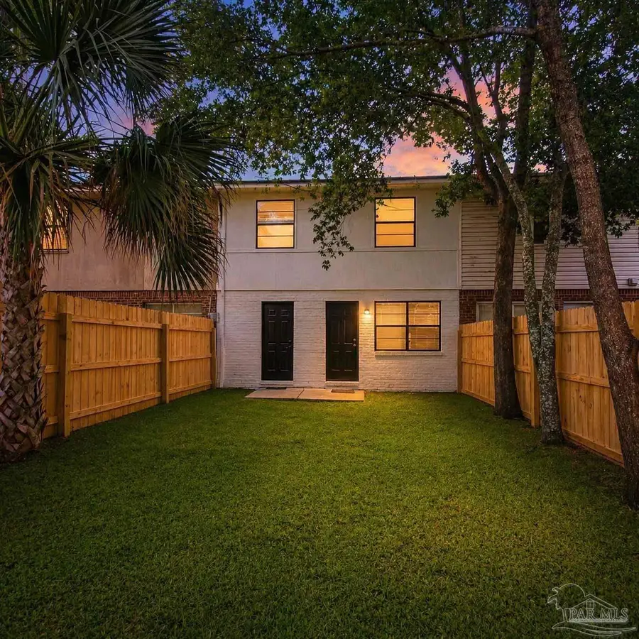 913 W Scott St, Pensacola, FL 32501 - #2