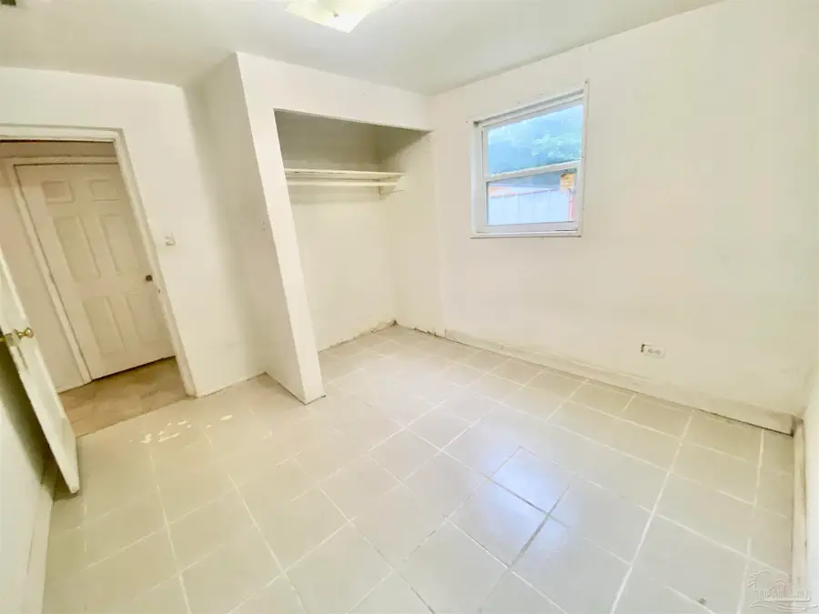 504 New York Dr, Pensacola, FL 32505 - #3