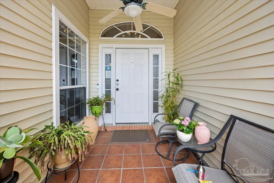 806 Linda Dr, Mary Esther, FL 32569 - #3