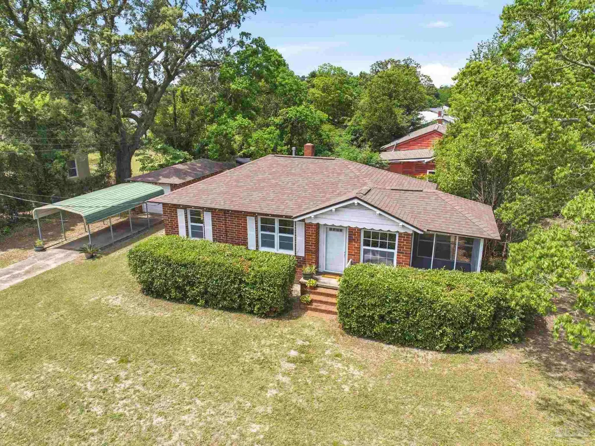 207 Greve Rd, Pensacola, FL 32507 - #1