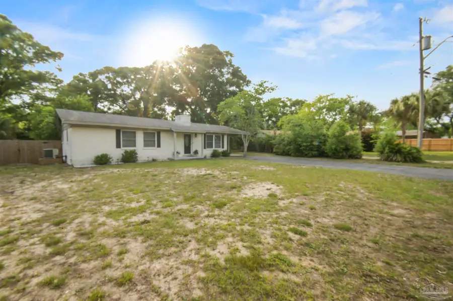 219 Pilgrim Ave, Fort Walton Beach, FL 32547 - #3