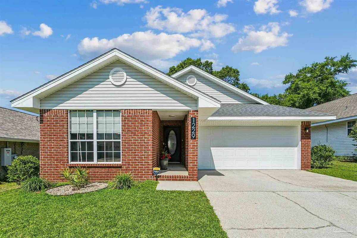 1229 Greystone Ln, Pensacola, FL 32514 - #1