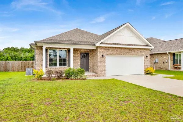 390 Wickman Ave, Gulf Shores, AL 36542