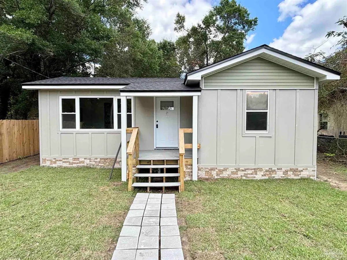 4312 Melton Rd, Milton, FL 32583 - #1