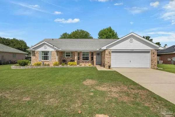 7143 Clearwood Rd, Pensacola, FL 32526