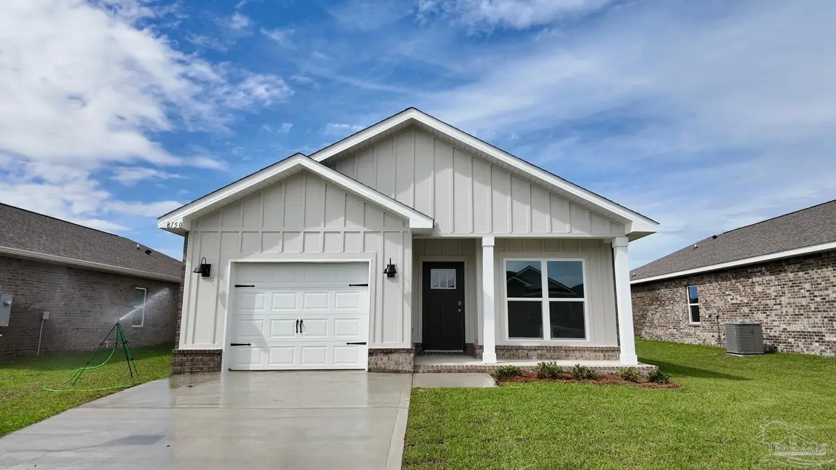 8182 Fox Hunt Dr, Milton, FL 32583 - #1