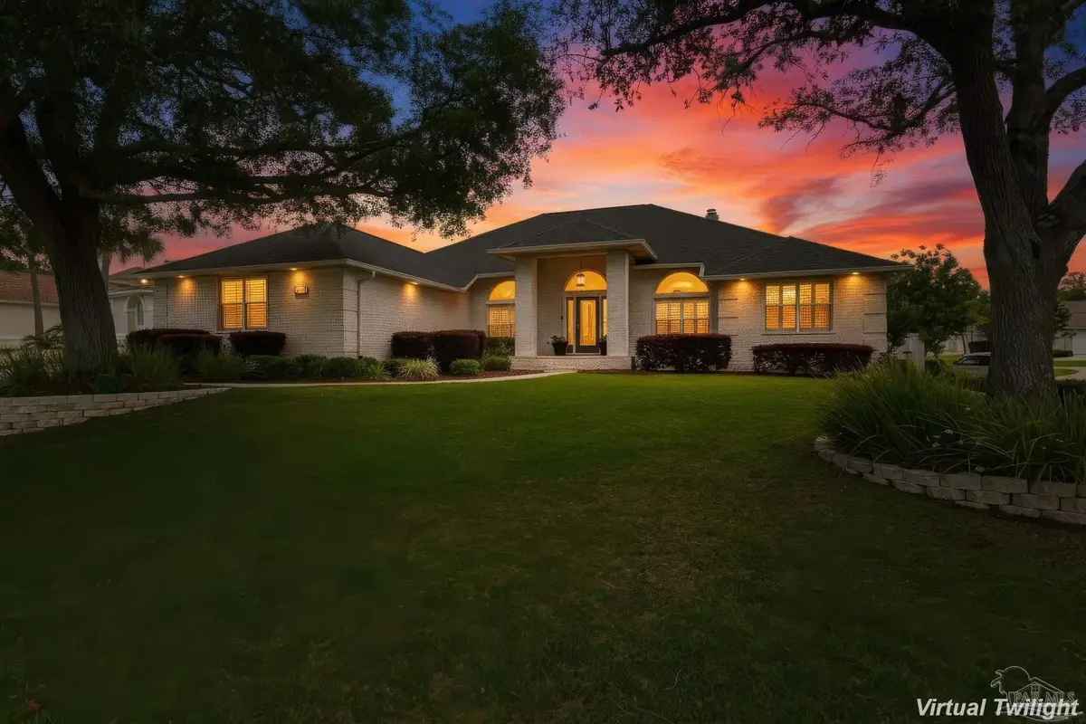 2018 Juno Cir, Pensacola, FL 32526 - #1