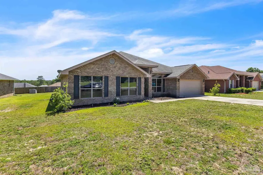 5573 Hannah St, Milton, FL 32570 - #2