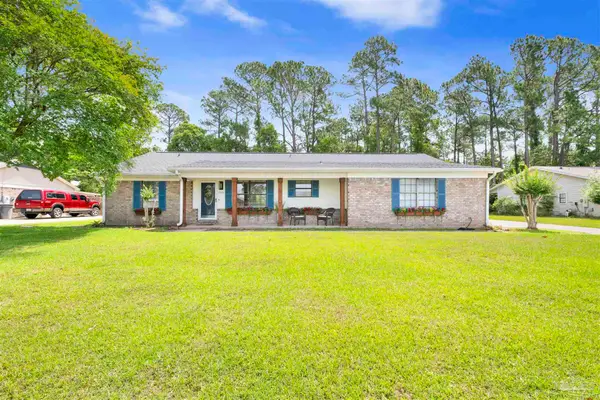 5034 Shoshone Dr, Pensacola, FL 32507