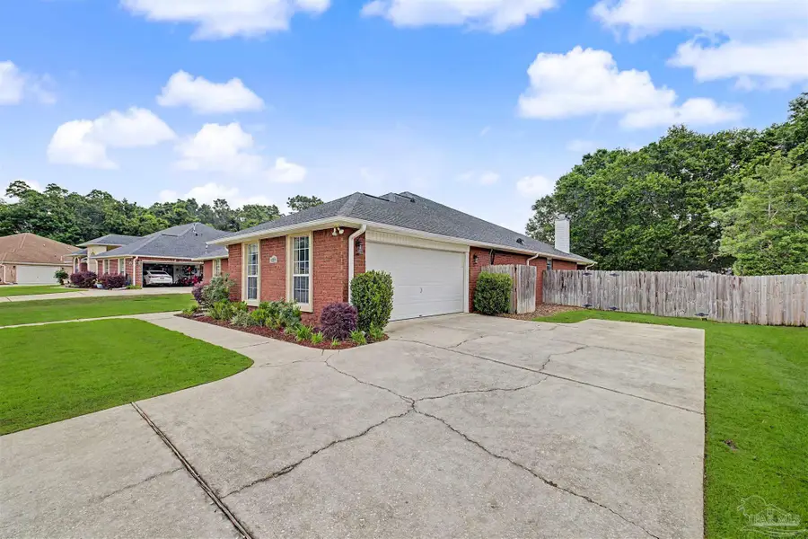 5897 Arch Ave, Pensacola, FL 32526 - #3