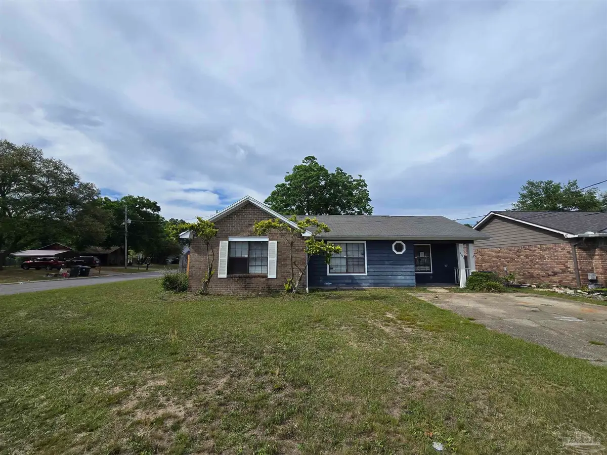 4786 Tami Ln, Pensacola, FL 32526 - #1
