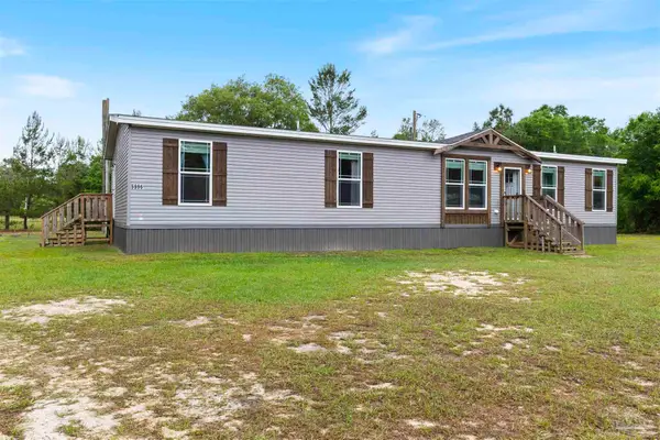 5996 Ruth Ave, Milton, FL 32583