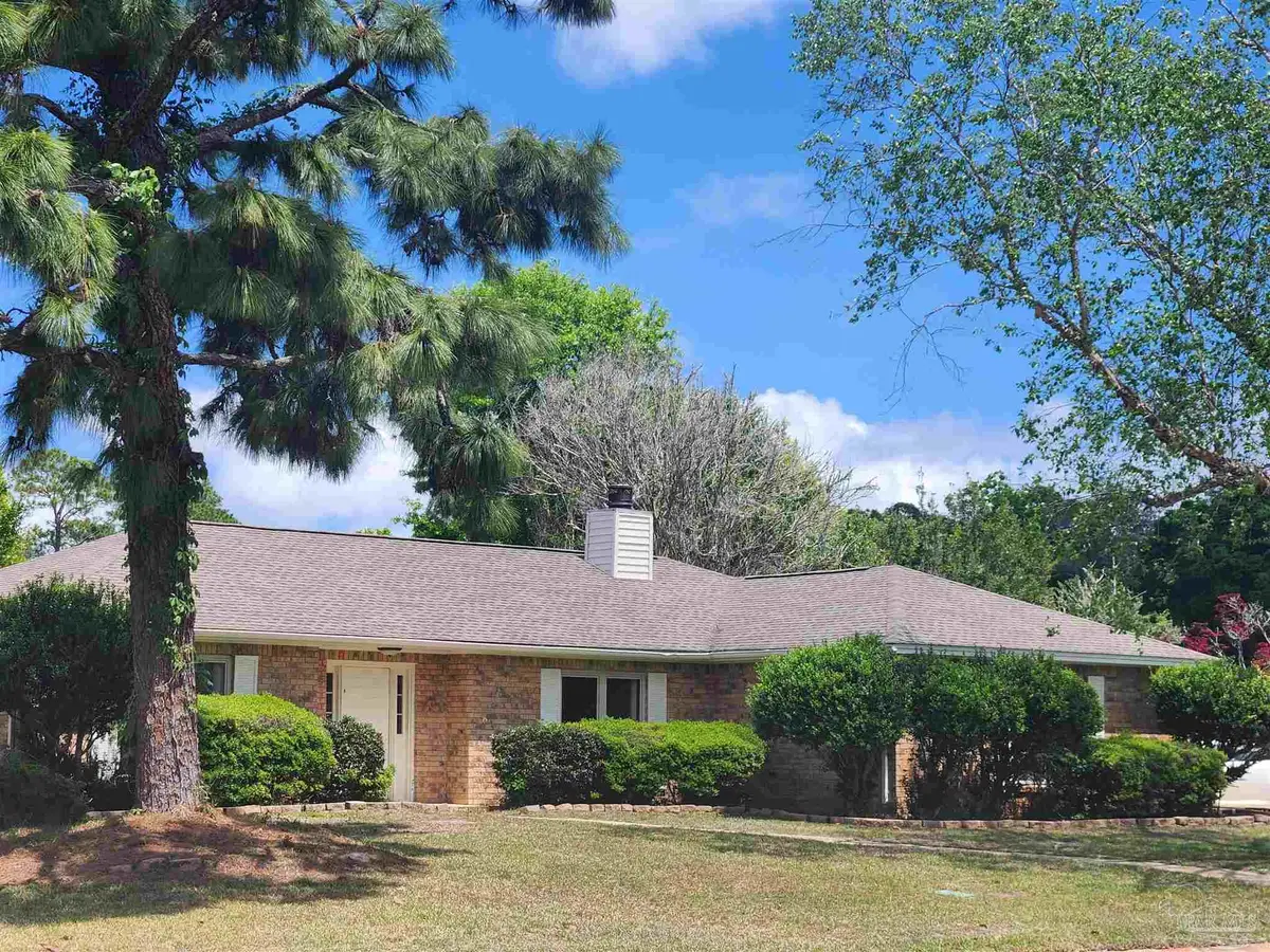 6818 Kitty Hawk Cir, Pensacola, FL 32506 - #1