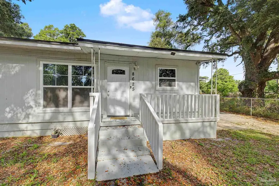 8625 Stockdale Ave, Pensacola, FL 32514 - #2