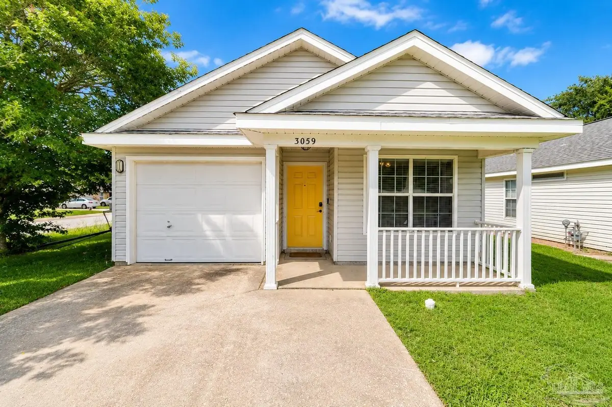 3059 Flintlock Dr, Pensacola, FL 32526 - #1