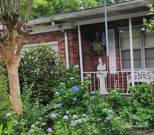 5801 Kendall Ave, Pensacola, FL 32506 - #1