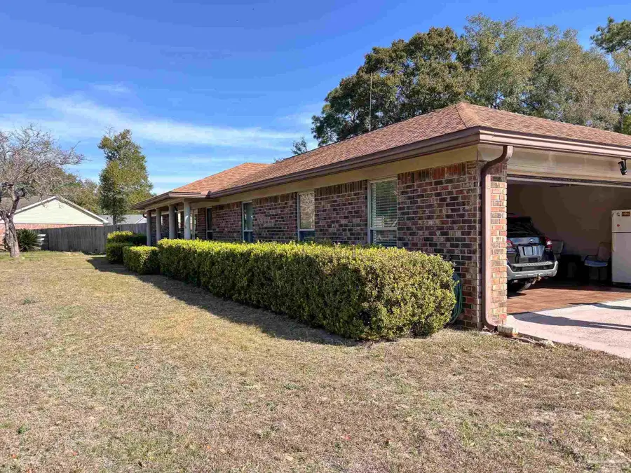 4530 Baywoods Dr, Pensacola, FL 32504 - #3